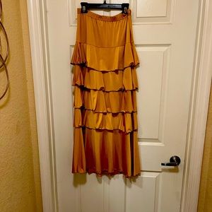 🧡💛Zadie B’s ruffled satin skirt. Sold out on the website.